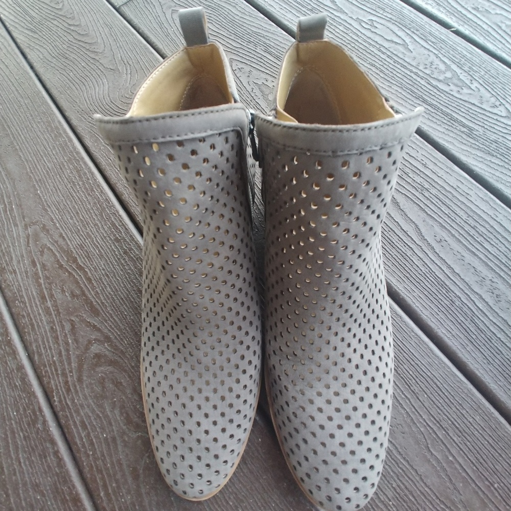 Lucky Brand booties